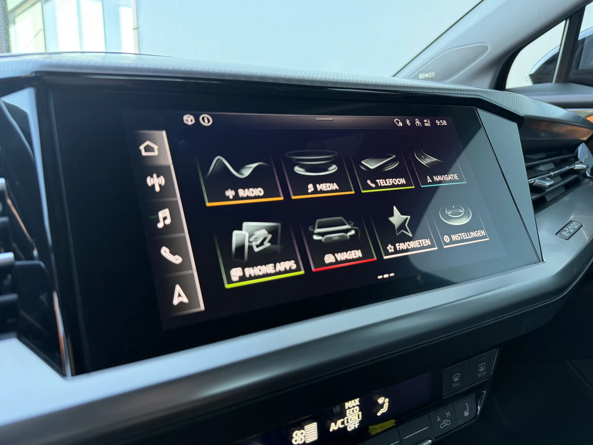 Hoofdafbeelding Audi Q4 e-tron