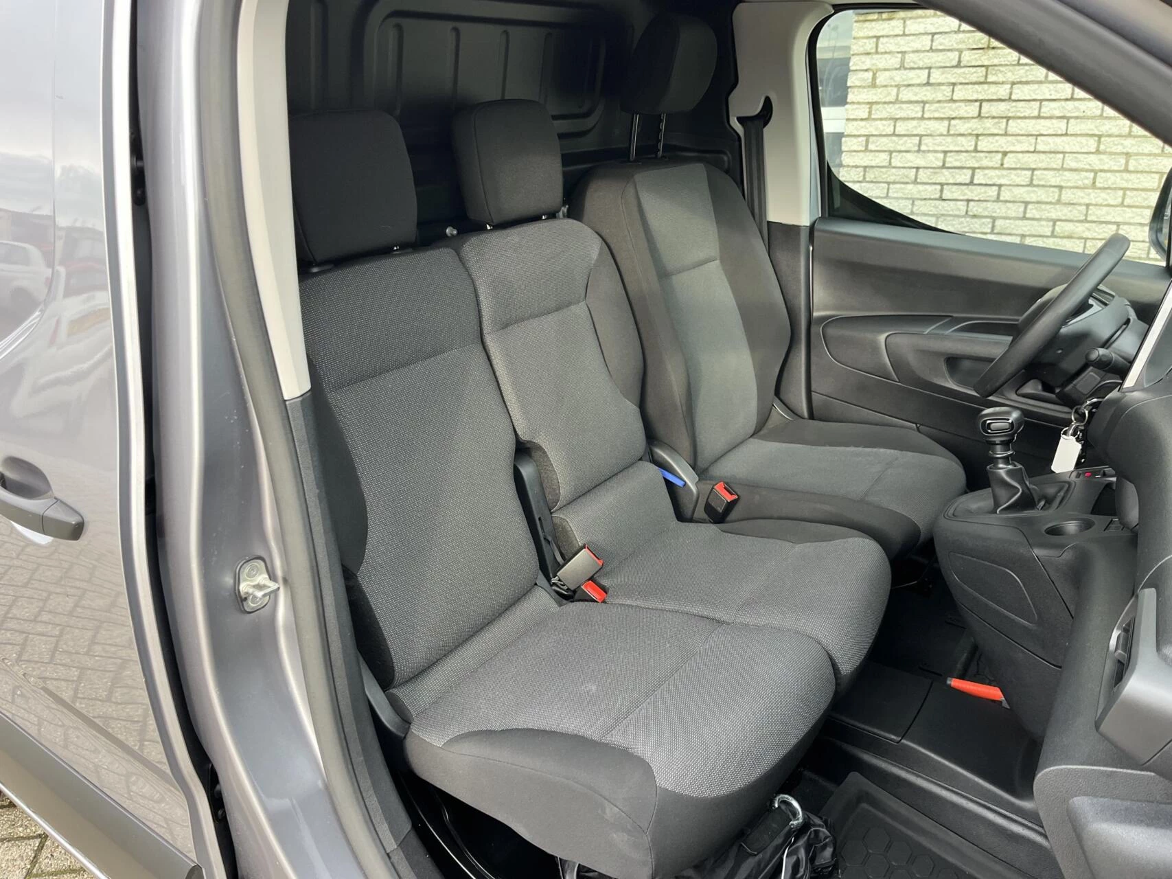 Hoofdafbeelding Peugeot Partner