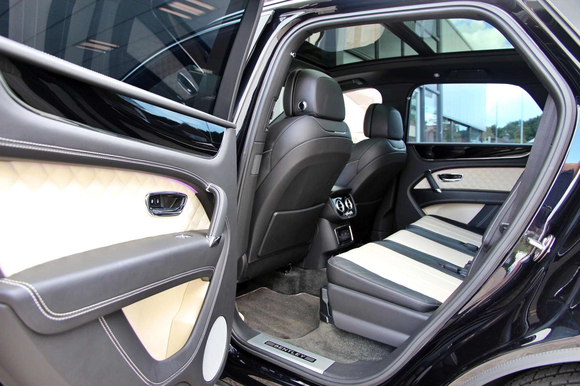 Hoofdafbeelding Bentley Bentayga