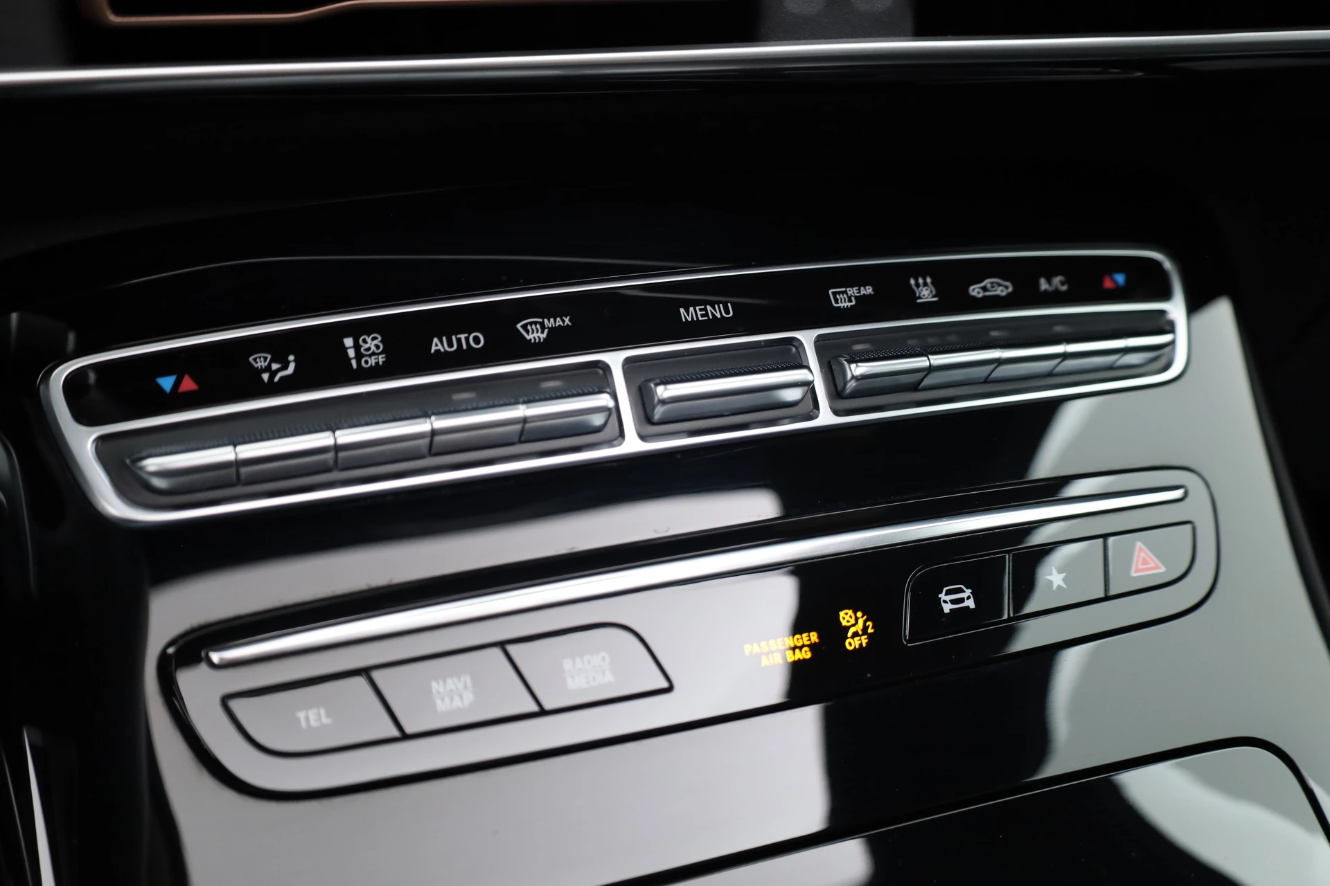 Hoofdafbeelding Mercedes-Benz EQC