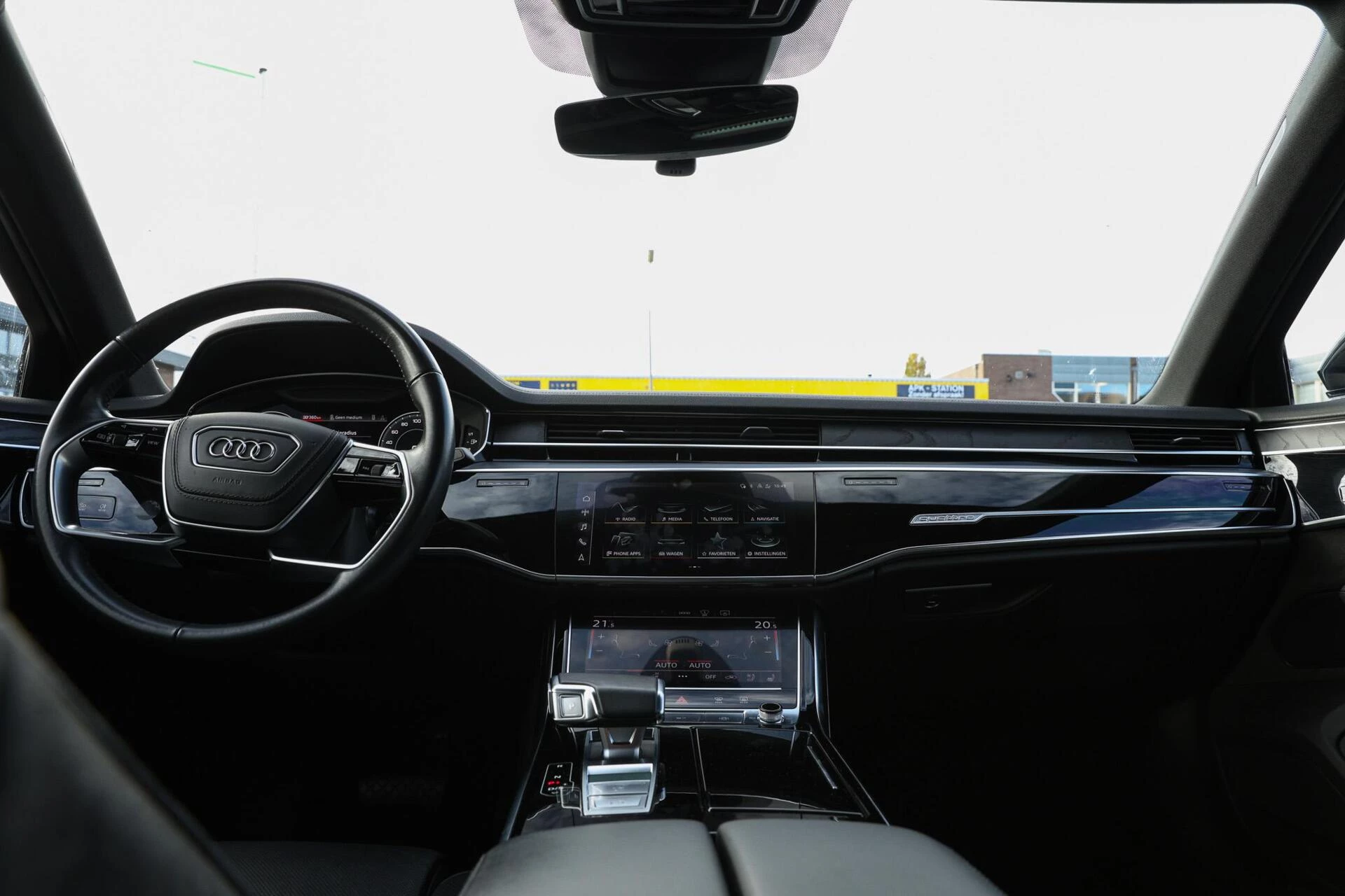 Hoofdafbeelding Audi A8