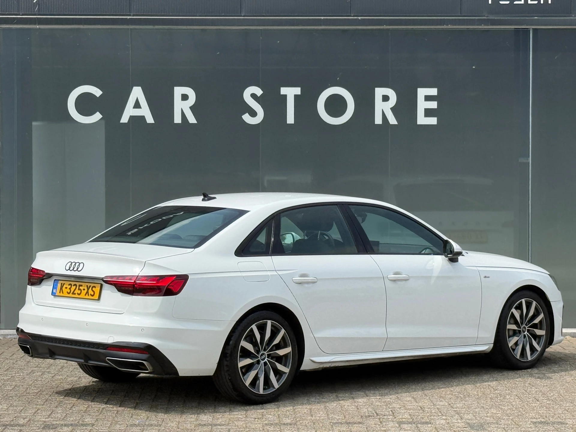 Hoofdafbeelding Audi A4