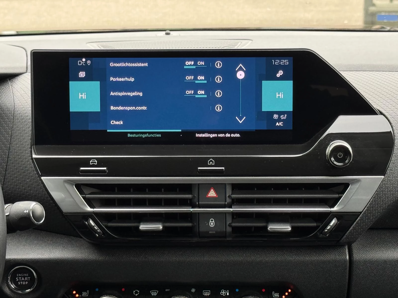 Hoofdafbeelding Citroën ë-C4