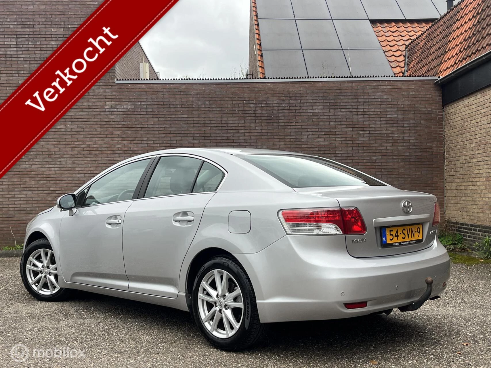 Hoofdafbeelding Toyota Avensis