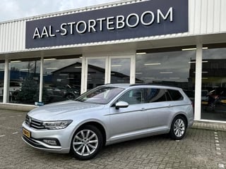 Volkswagen Passat Variant 2.0 TSI 190pk Comfortline | LED | Virtual Cockpit | Adapt Cruise | Apple Carplay | Massagestoel |  Stoelverwarming | PDC v+a incl. Camera