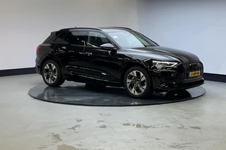 Hoofdafbeelding Audi e-tron Audi e-tron 50 quattro Black edition