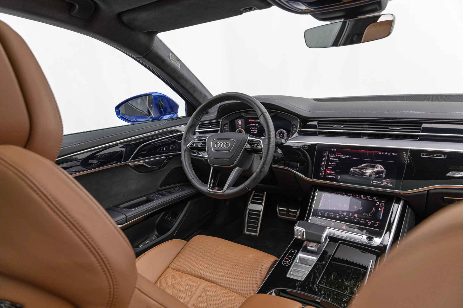 Hoofdafbeelding Audi A8