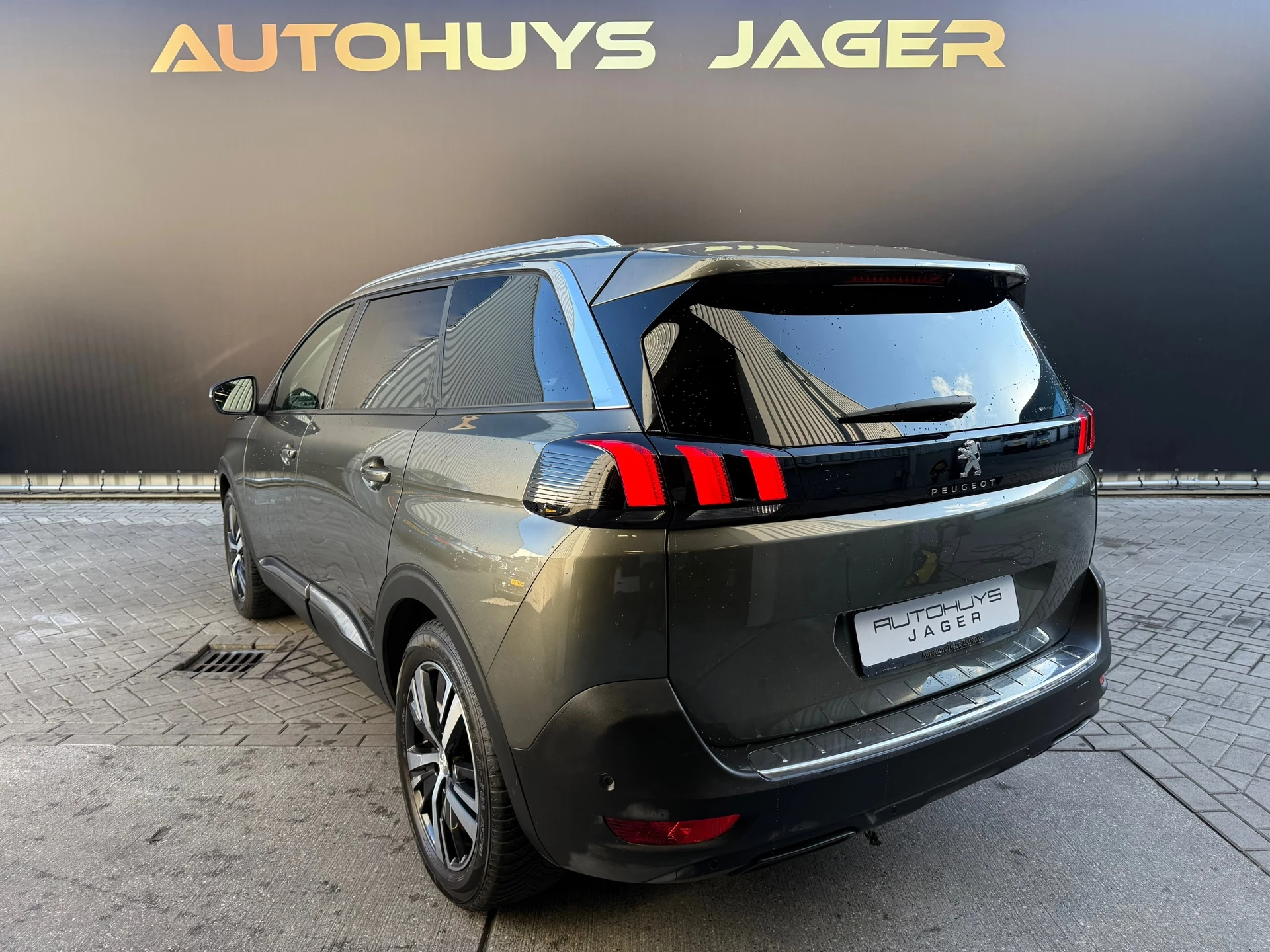 Hoofdafbeelding Peugeot 5008
