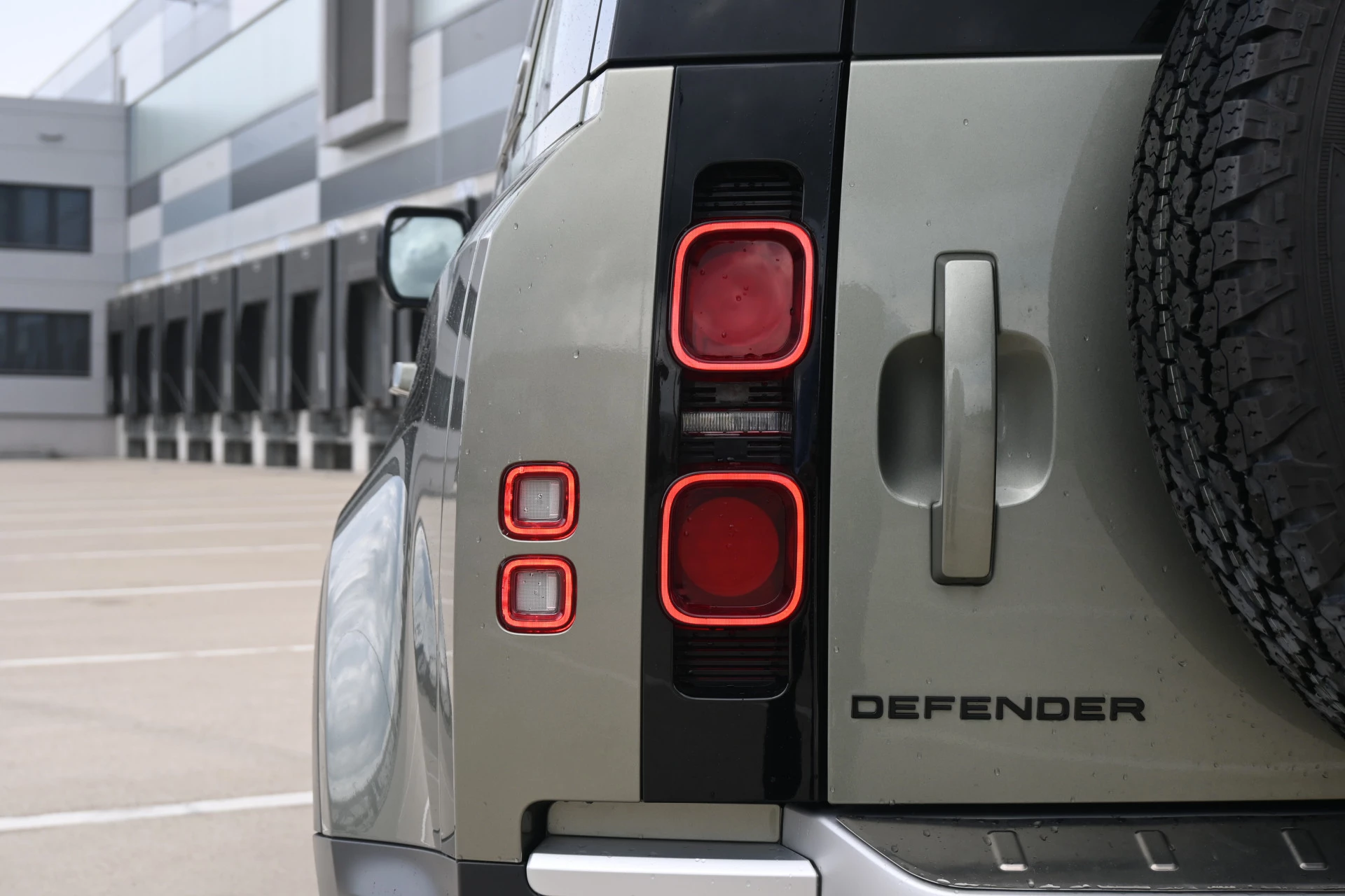 Hoofdafbeelding Land Rover Defender