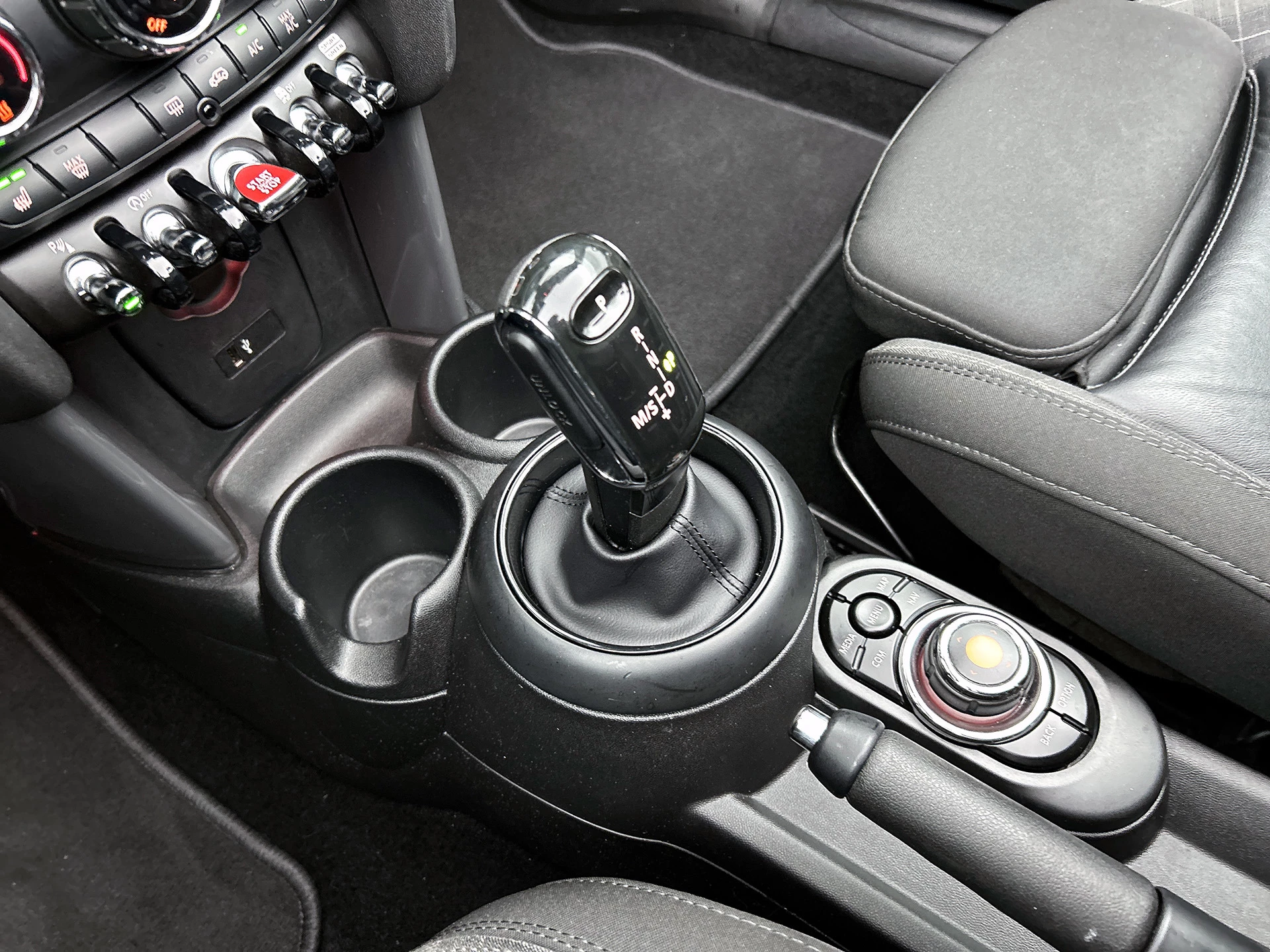 Hoofdafbeelding MINI Cooper Cabrio