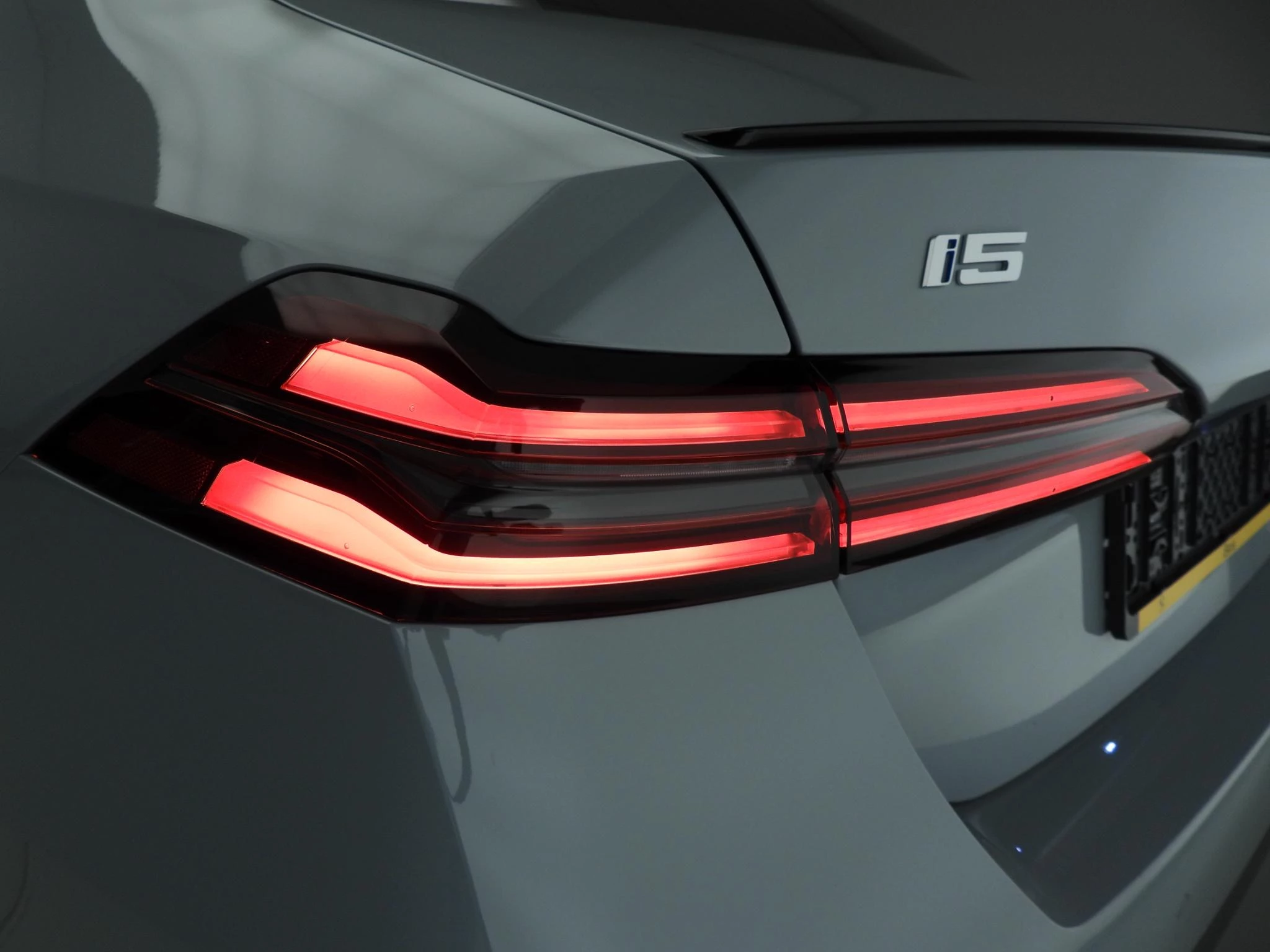 Hoofdafbeelding BMW i5