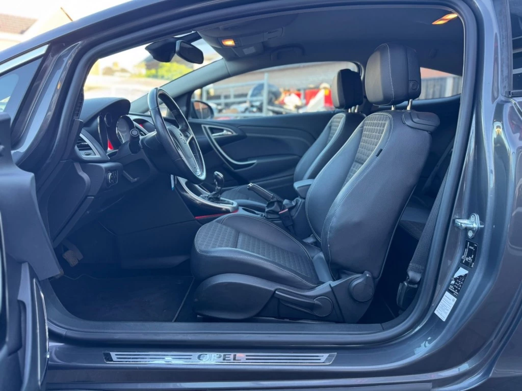 Hoofdafbeelding Opel Astra