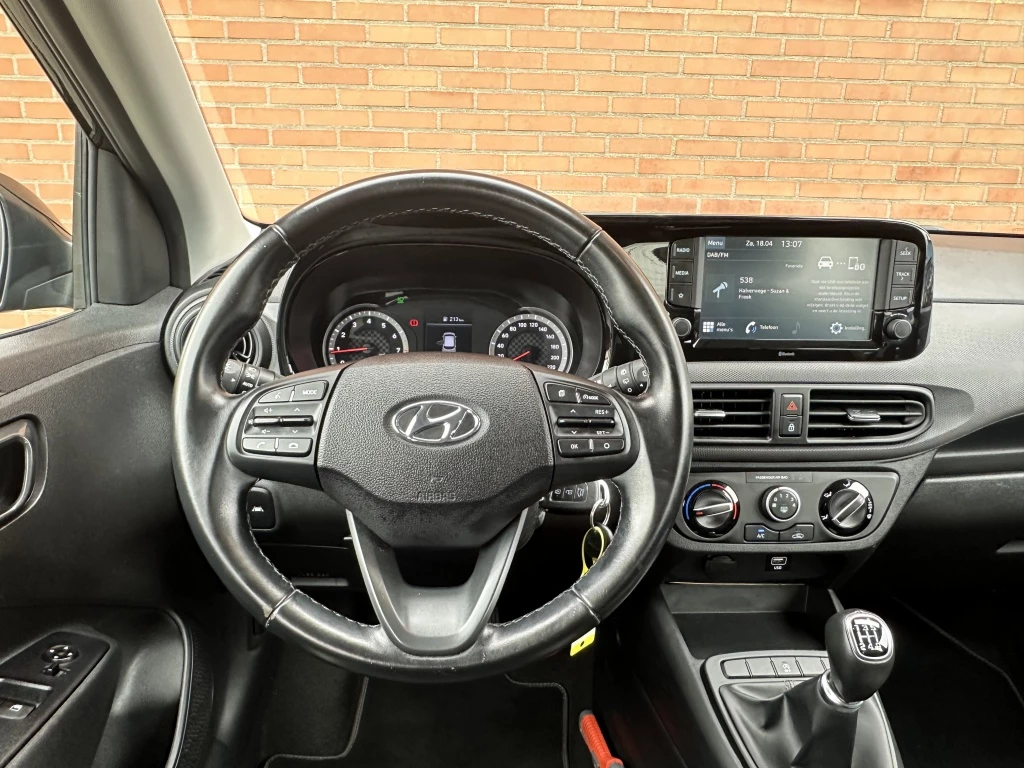 Hoofdafbeelding Hyundai i10