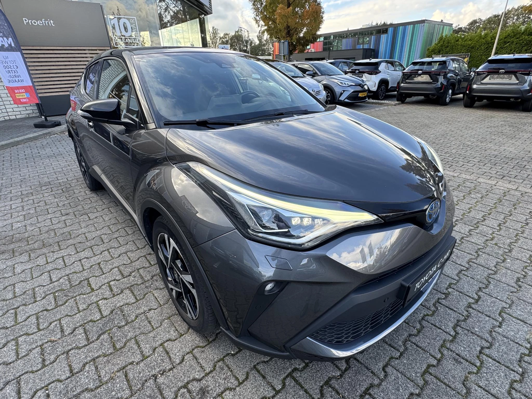 Hoofdafbeelding Toyota C-HR
