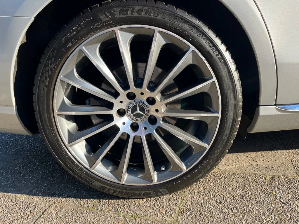 Hoofdafbeelding Mercedes-Benz E-Klasse