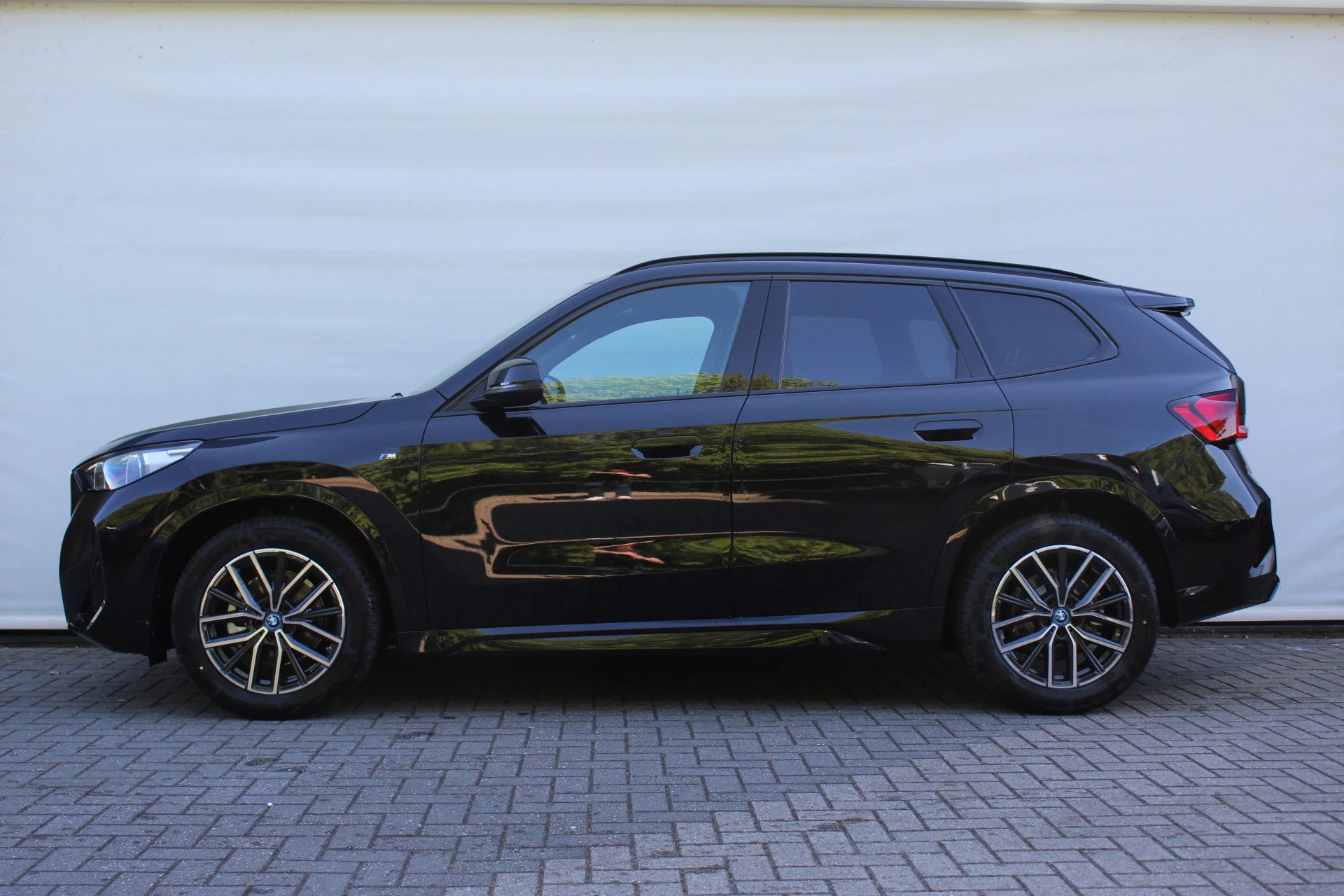 Hoofdafbeelding BMW iX1