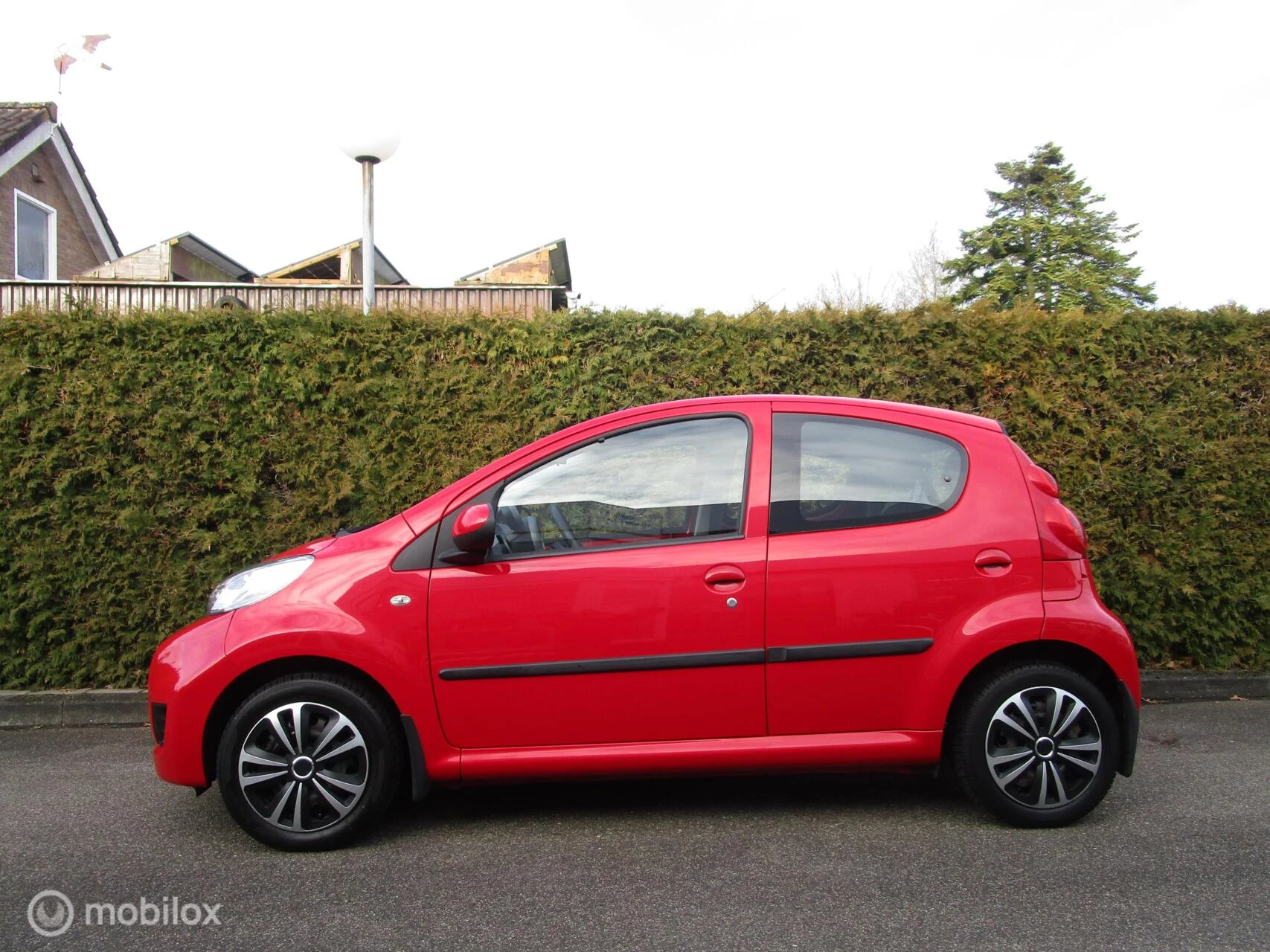 Hoofdafbeelding Peugeot 107