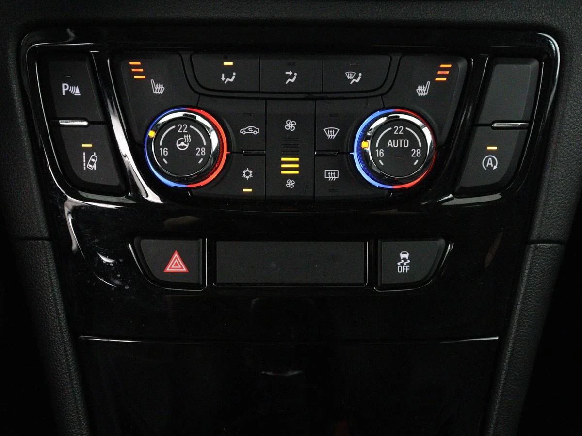 Hoofdafbeelding Opel Mokka X