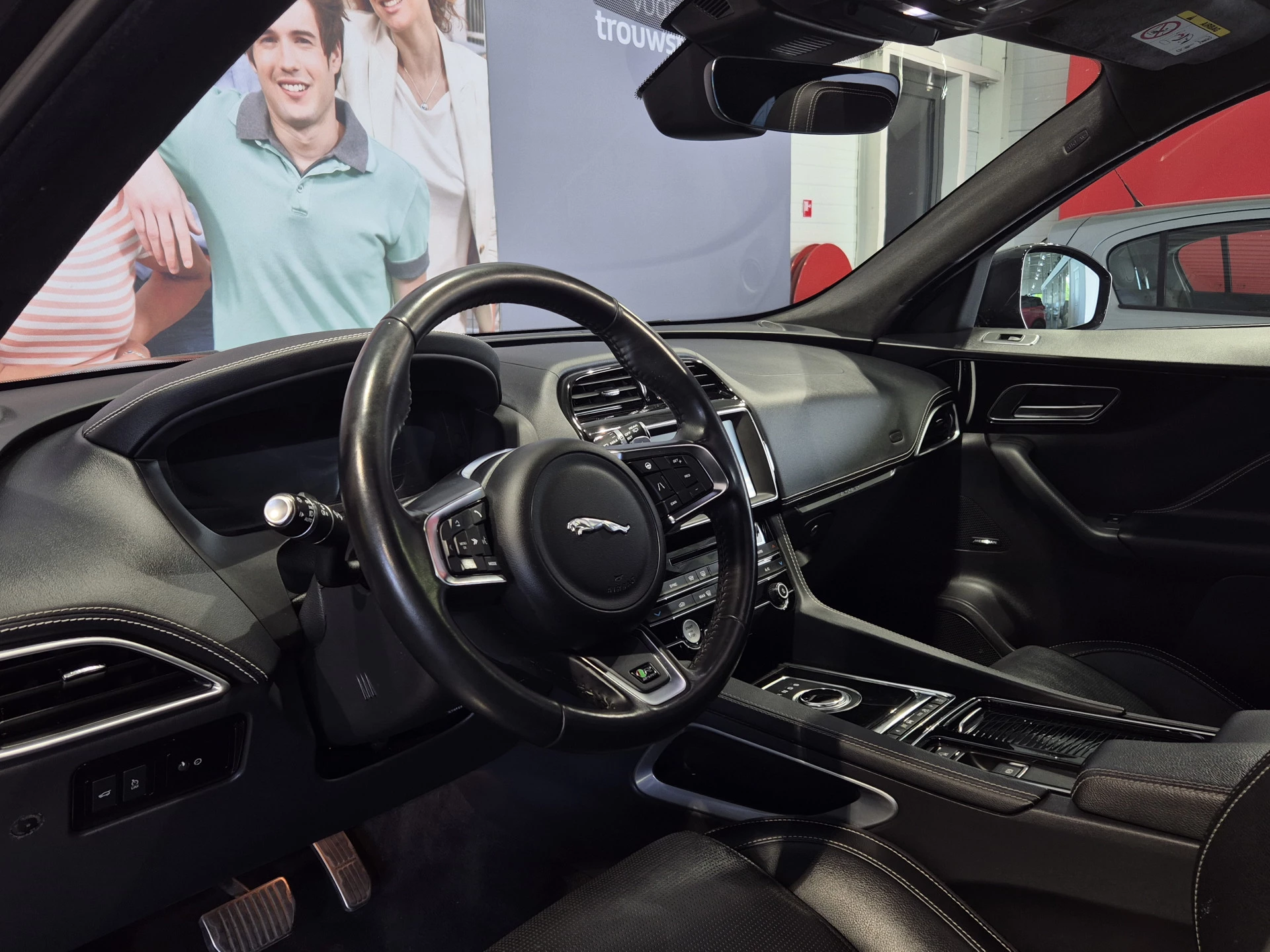 Hoofdafbeelding Jaguar F-PACE