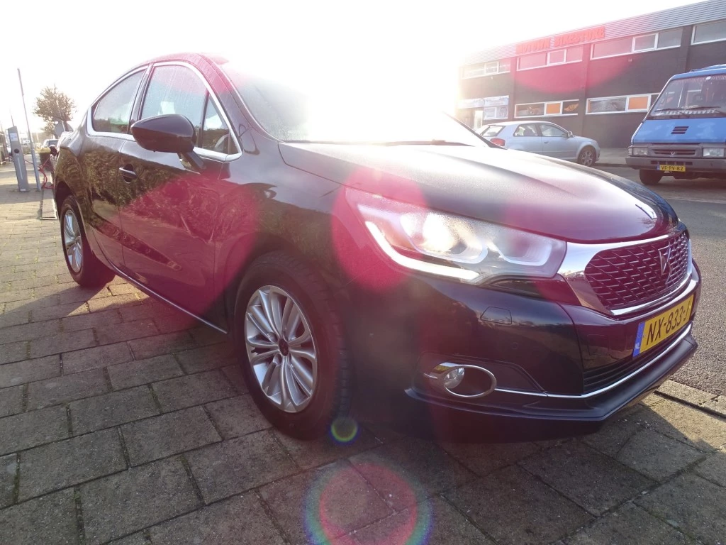 Hoofdafbeelding DS DS 4