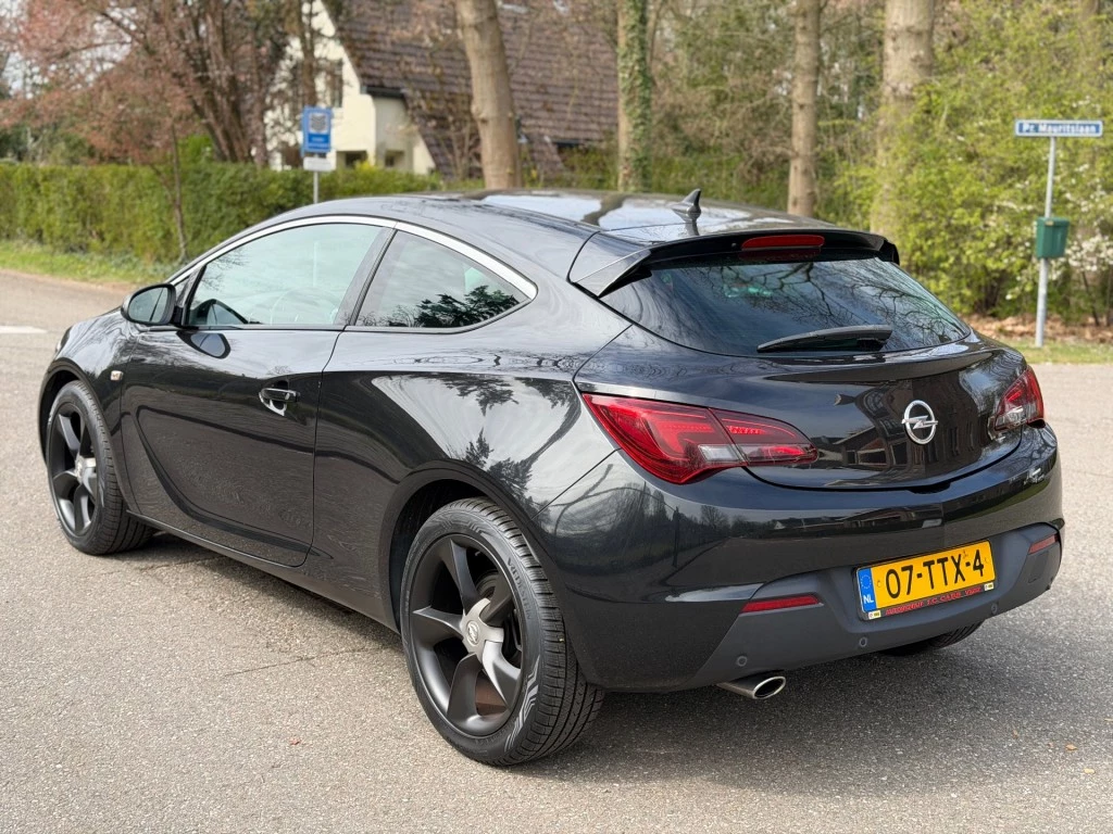 Hoofdafbeelding Opel Astra