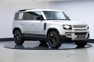 Hoofdafbeelding Land Rover Defender Land Rover Defender 110 2.0 P400e 110 S