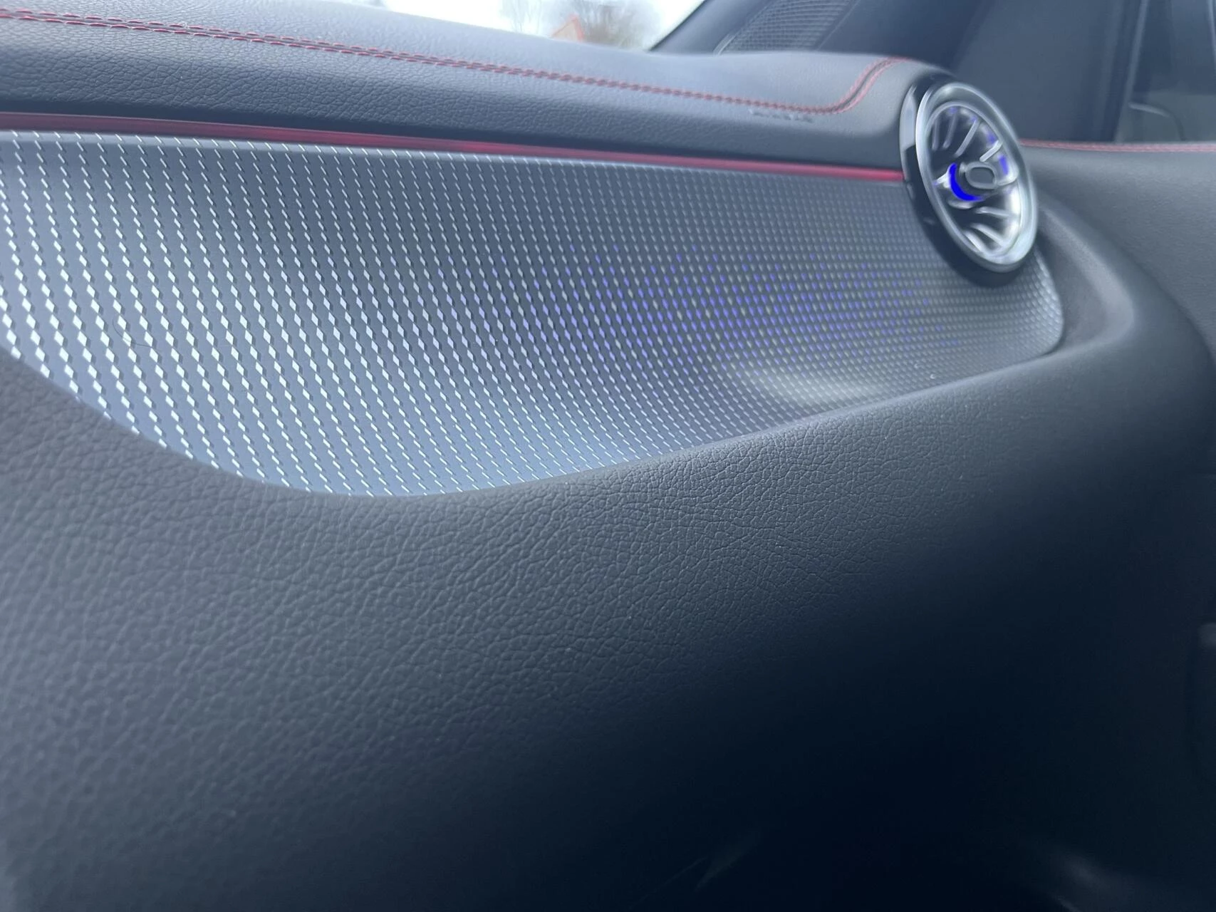 Hoofdafbeelding Mercedes-Benz EQA