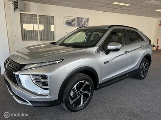Mitsubishi Eclipse Cross 2.4 PHEV  Intense+