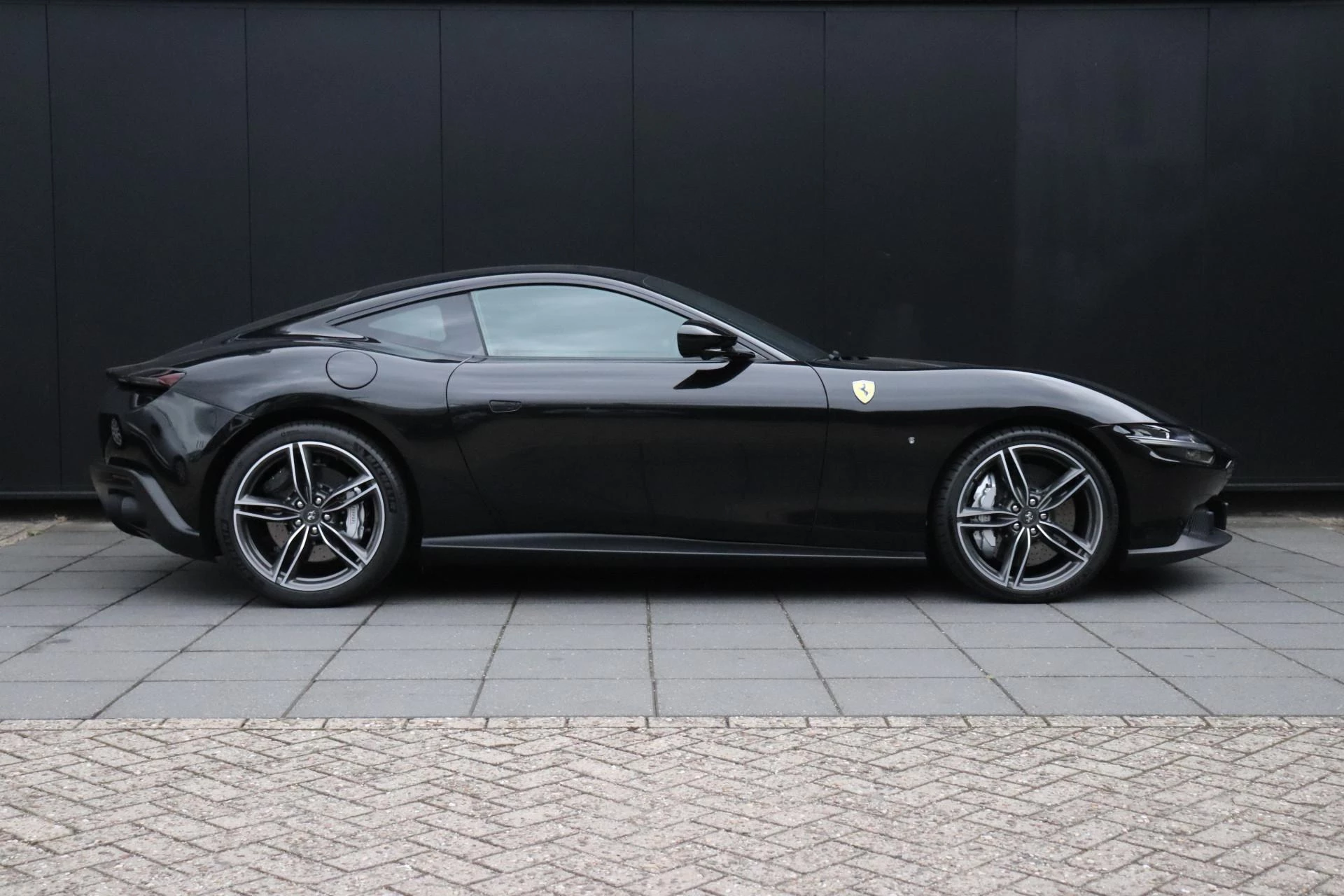 Hoofdafbeelding Ferrari Roma