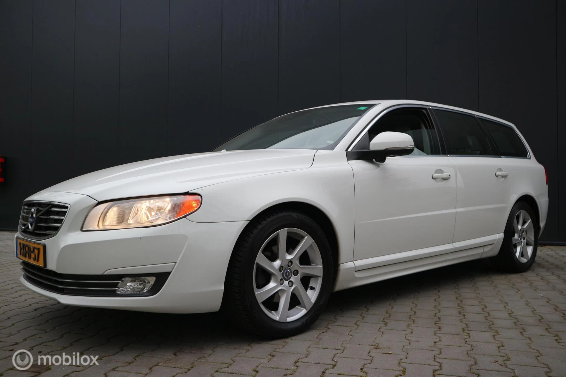 Hoofdafbeelding Volvo V70