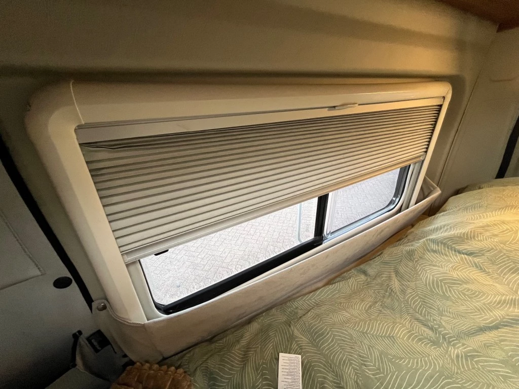 Hoofdafbeelding Pössl Globecar 640 Enkele Bedden Zonnepaneel