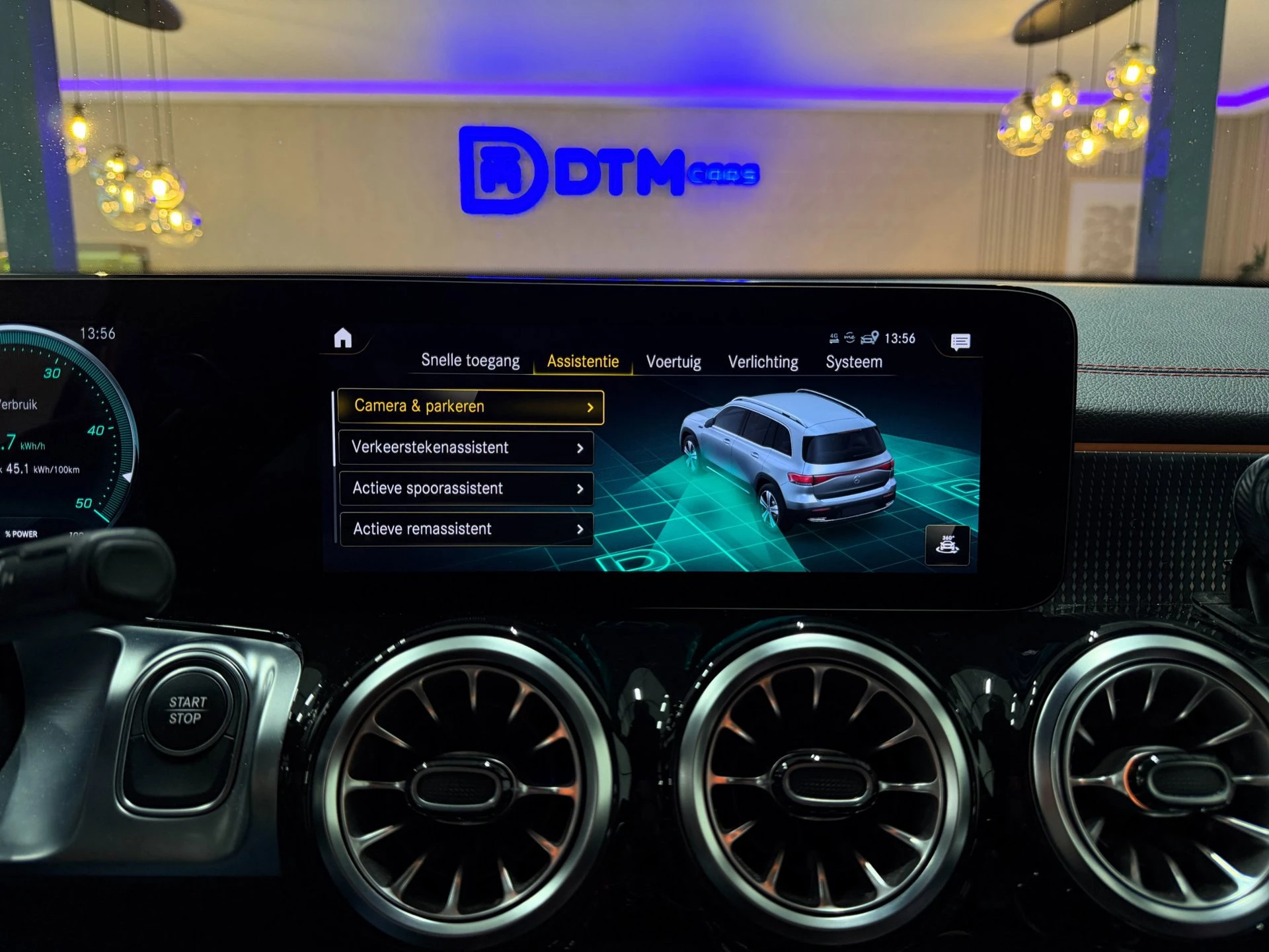 Hoofdafbeelding Mercedes-Benz EQB