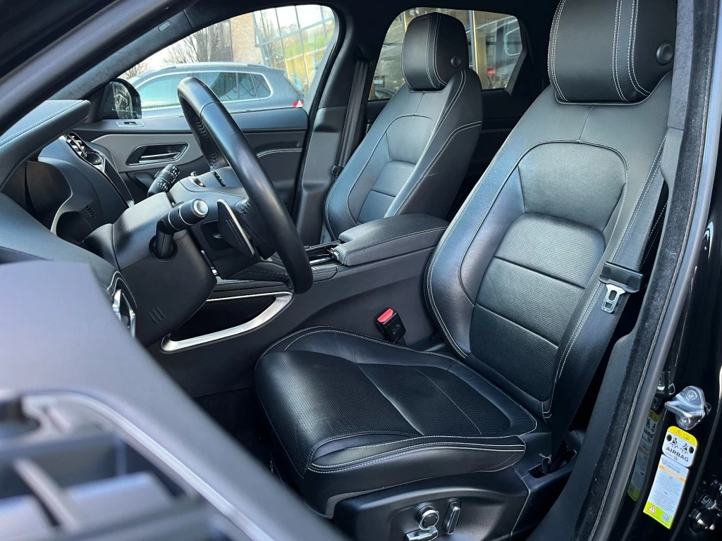 Hoofdafbeelding Jaguar F-PACE