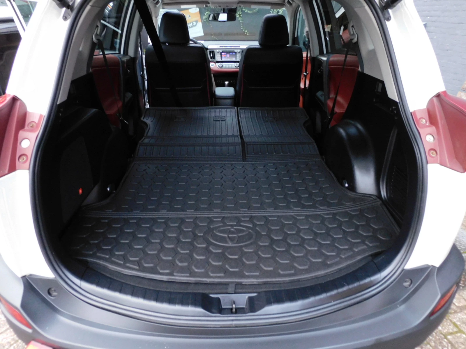 Hoofdafbeelding Toyota RAV4