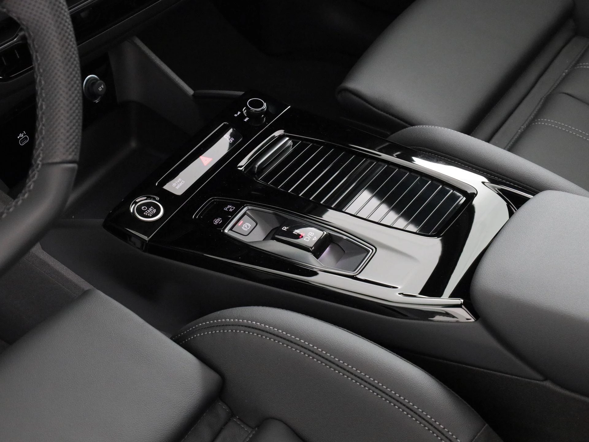 Hoofdafbeelding Audi Q6 e-tron