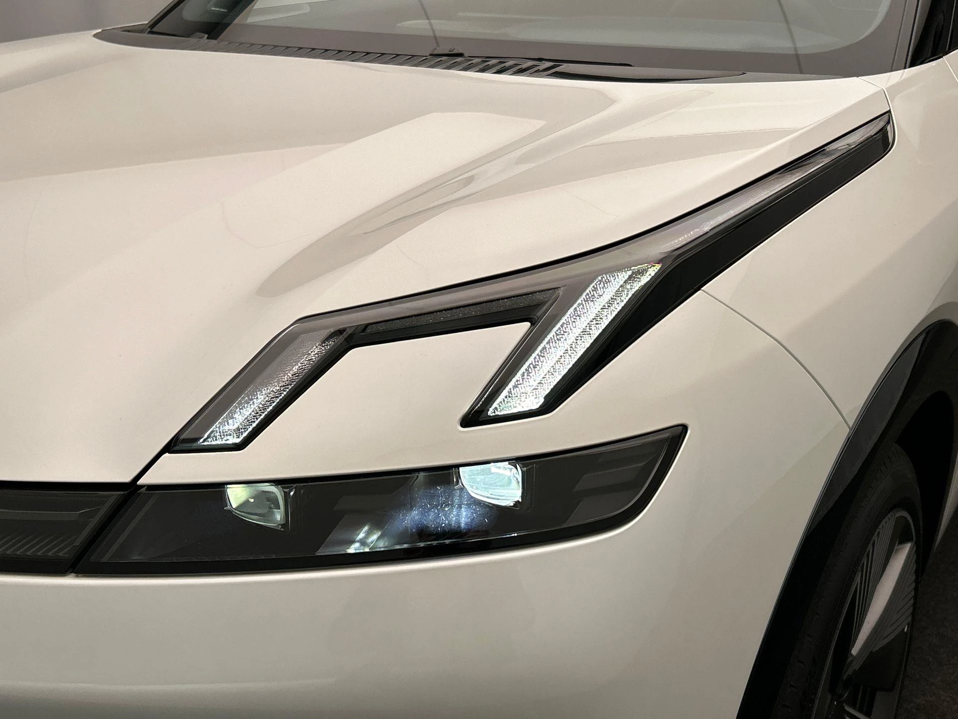 Hoofdafbeelding Lynk & Co 08