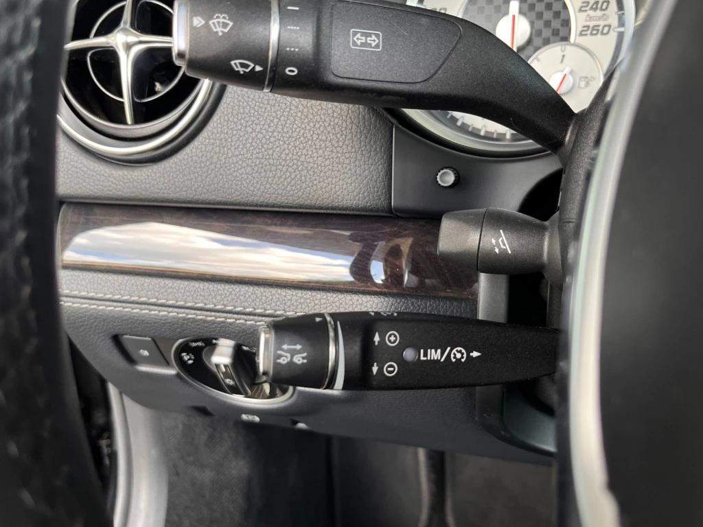 Hoofdafbeelding Mercedes-Benz SL