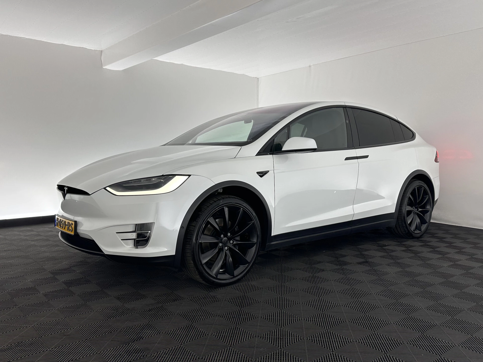 Hoofdafbeelding Tesla Model X