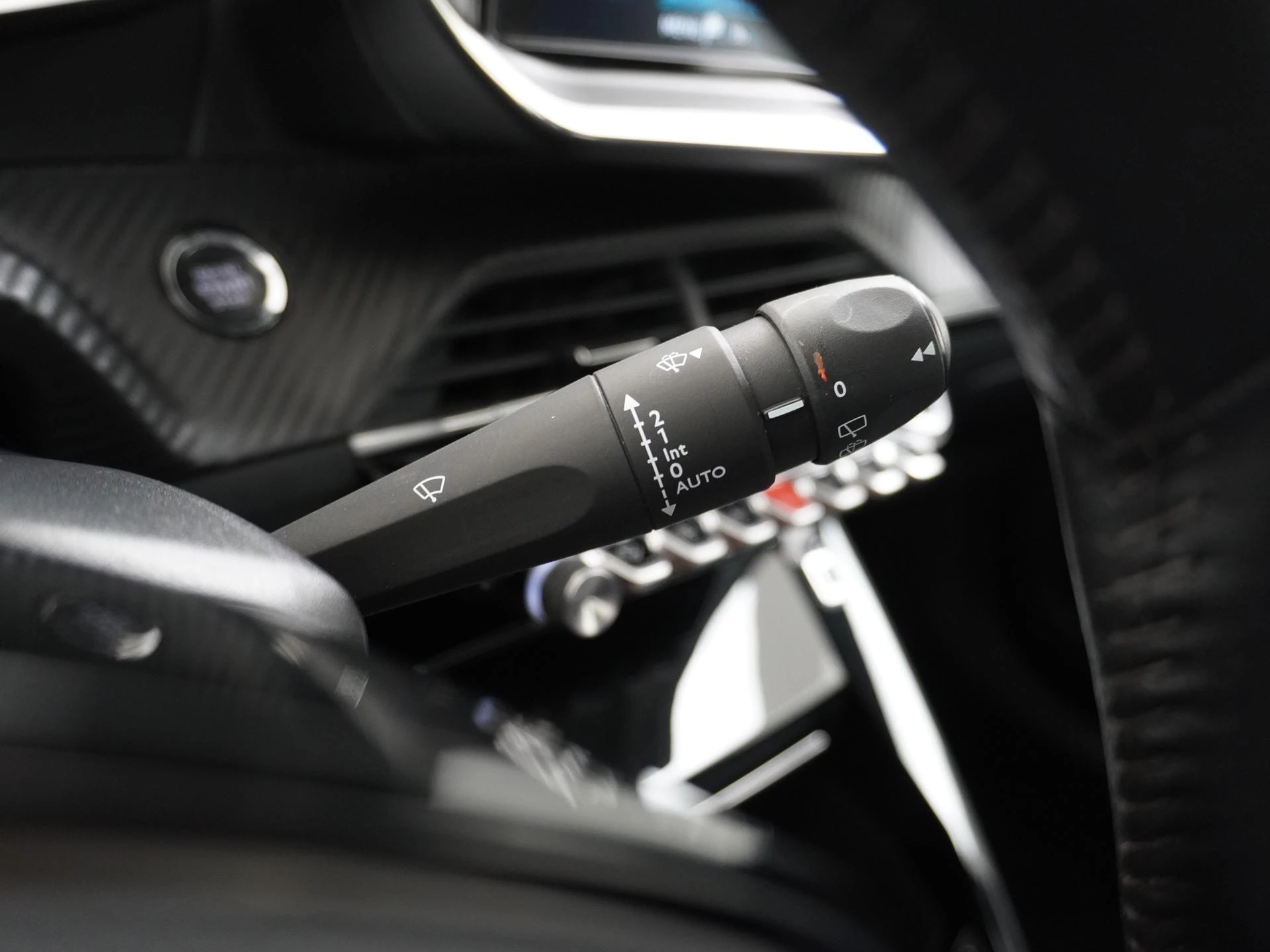 Hoofdafbeelding Peugeot e-2008