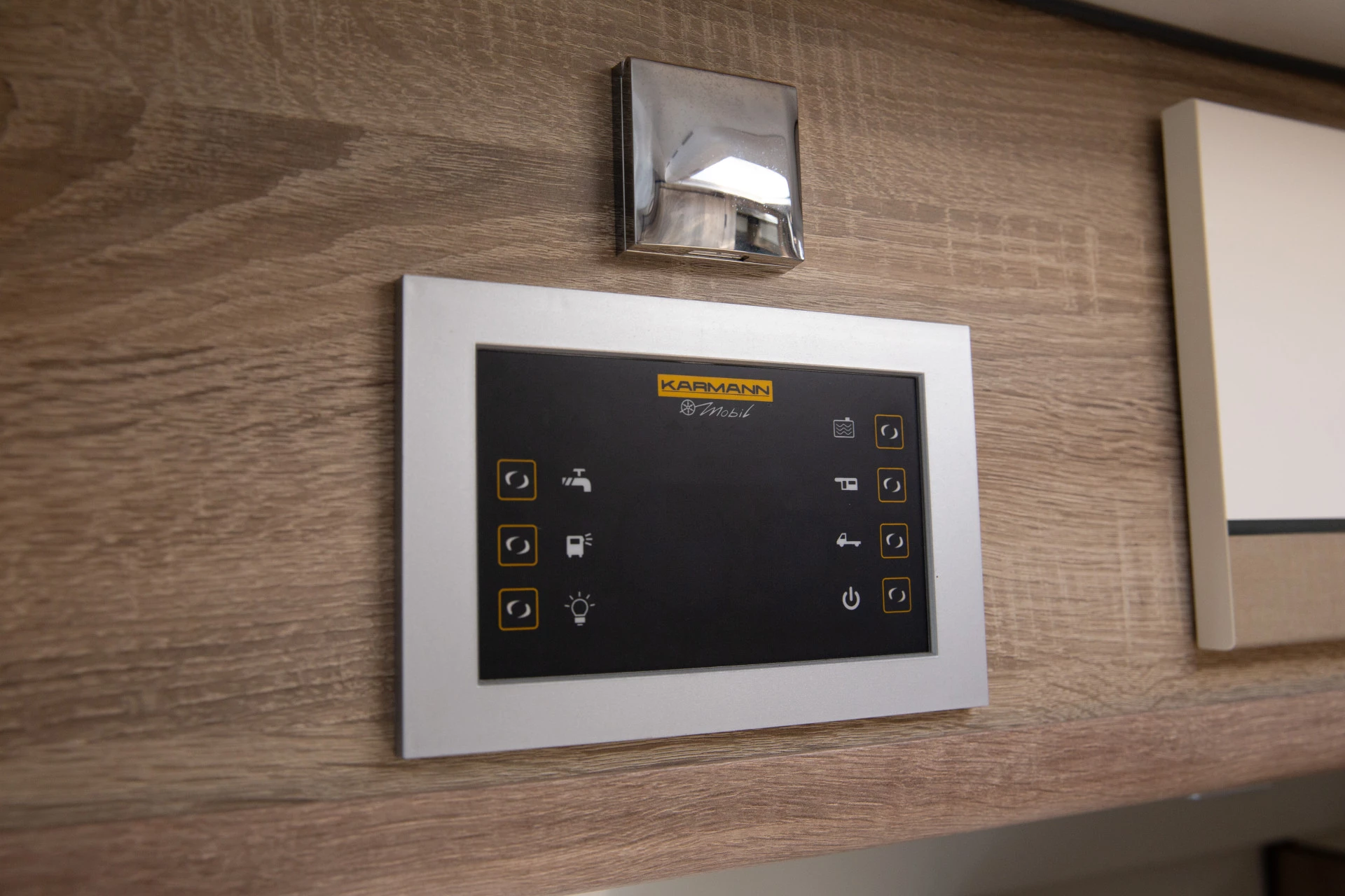 Hoofdafbeelding Karma DEXTER