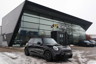 Mini Mini 2.0 Cooper S John Cooper Works JCW Panoramadak Black edition Schaalstoelen NLauto BOMVOL!!