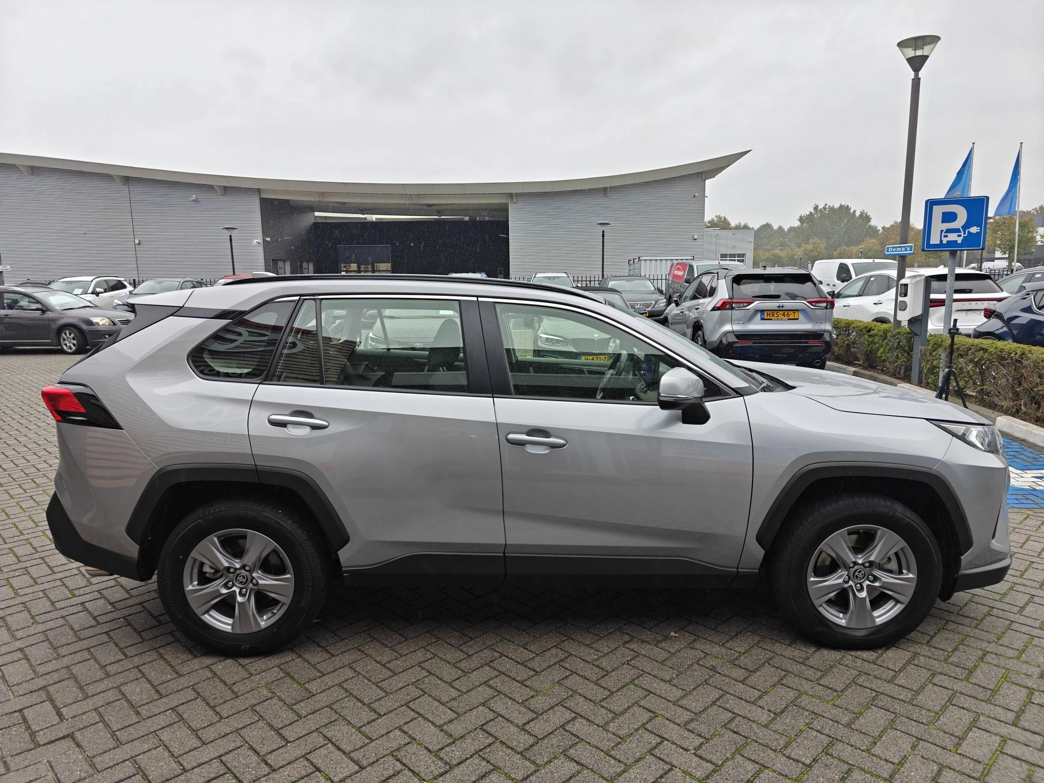 Hoofdafbeelding Toyota RAV4