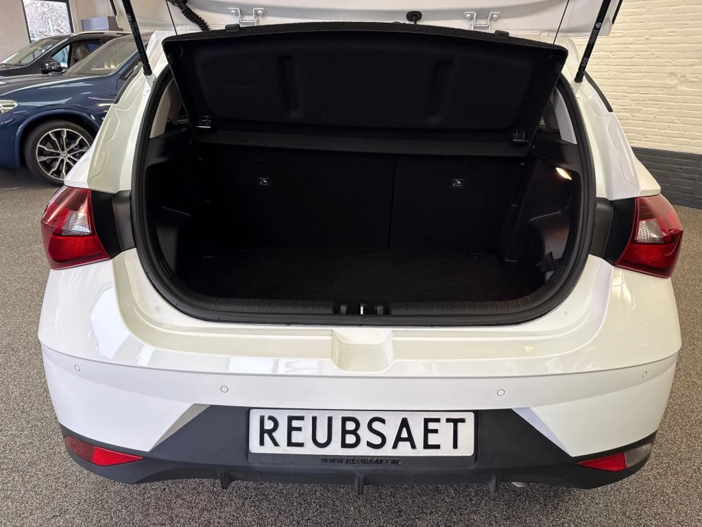 Hoofdafbeelding Hyundai i20