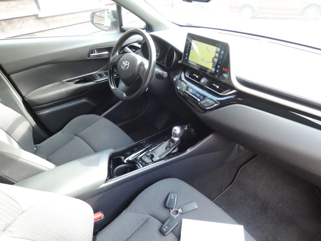 Hoofdafbeelding Toyota C-HR
