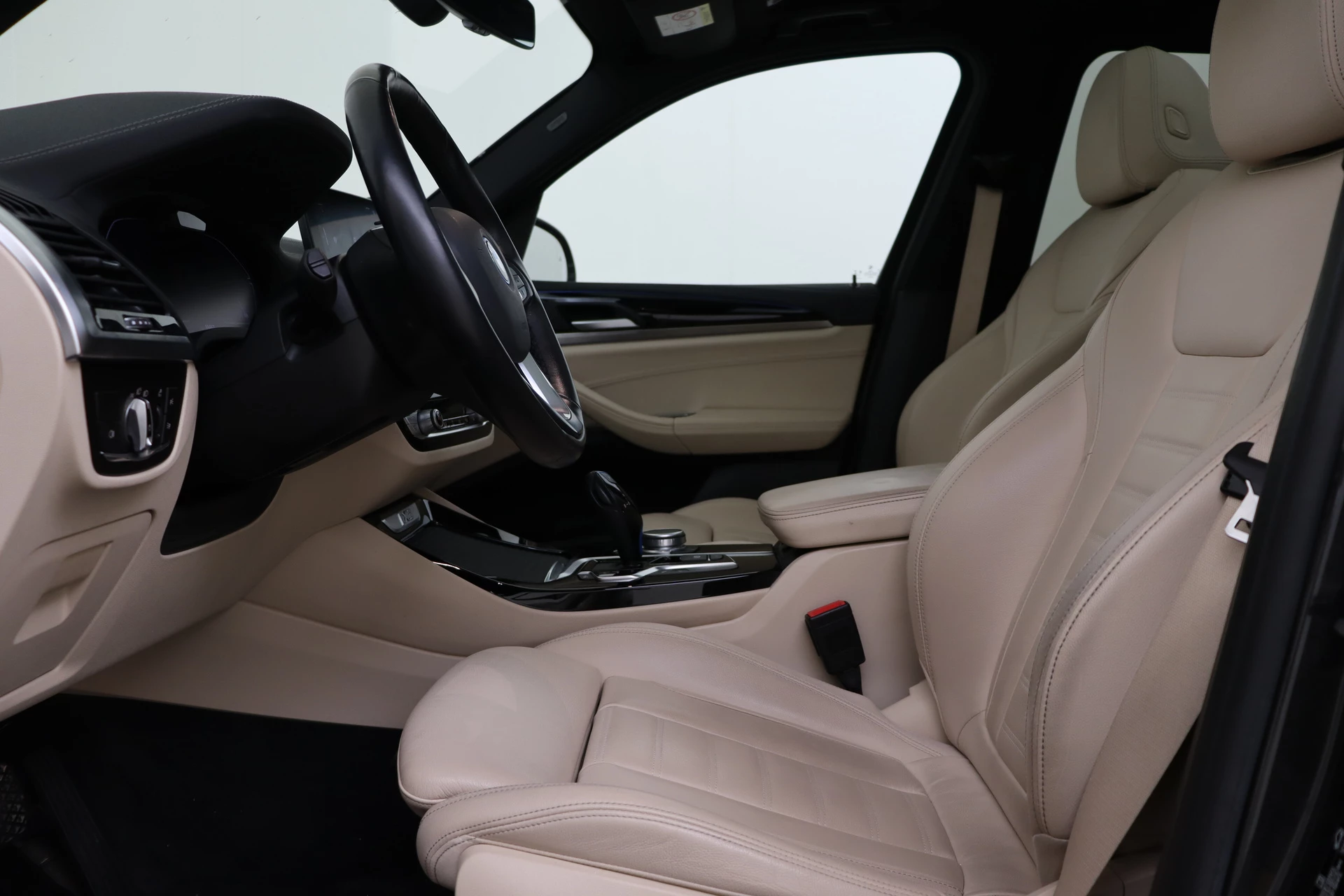 Hoofdafbeelding BMW iX3