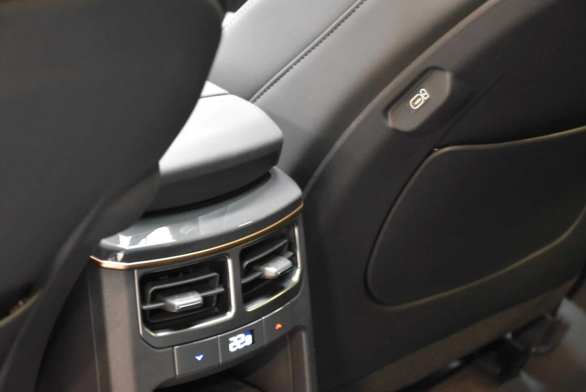 Hoofdafbeelding Kia EV5