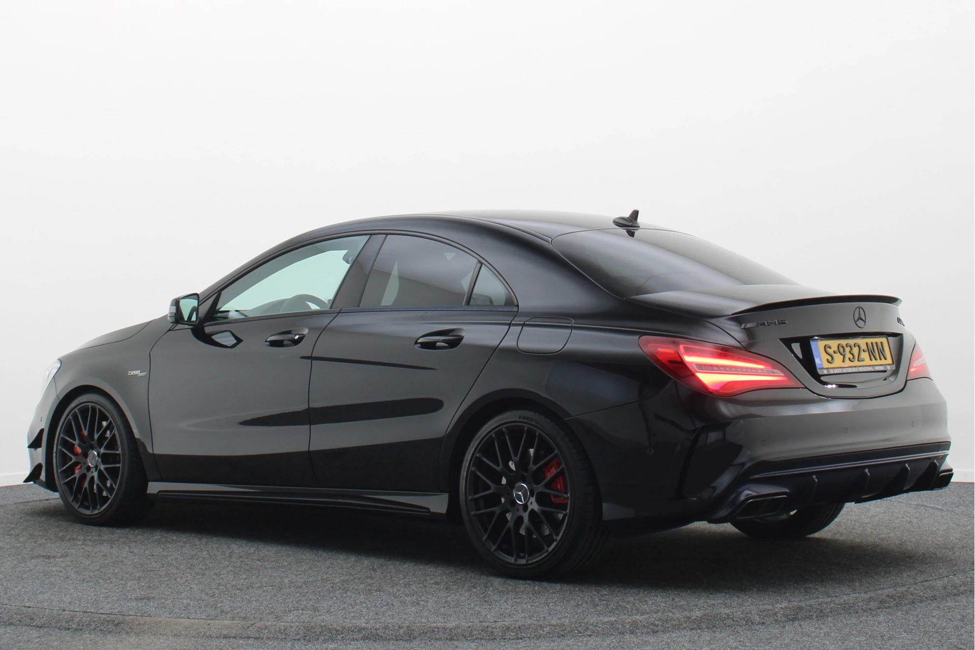 Hoofdafbeelding Mercedes-Benz CLA