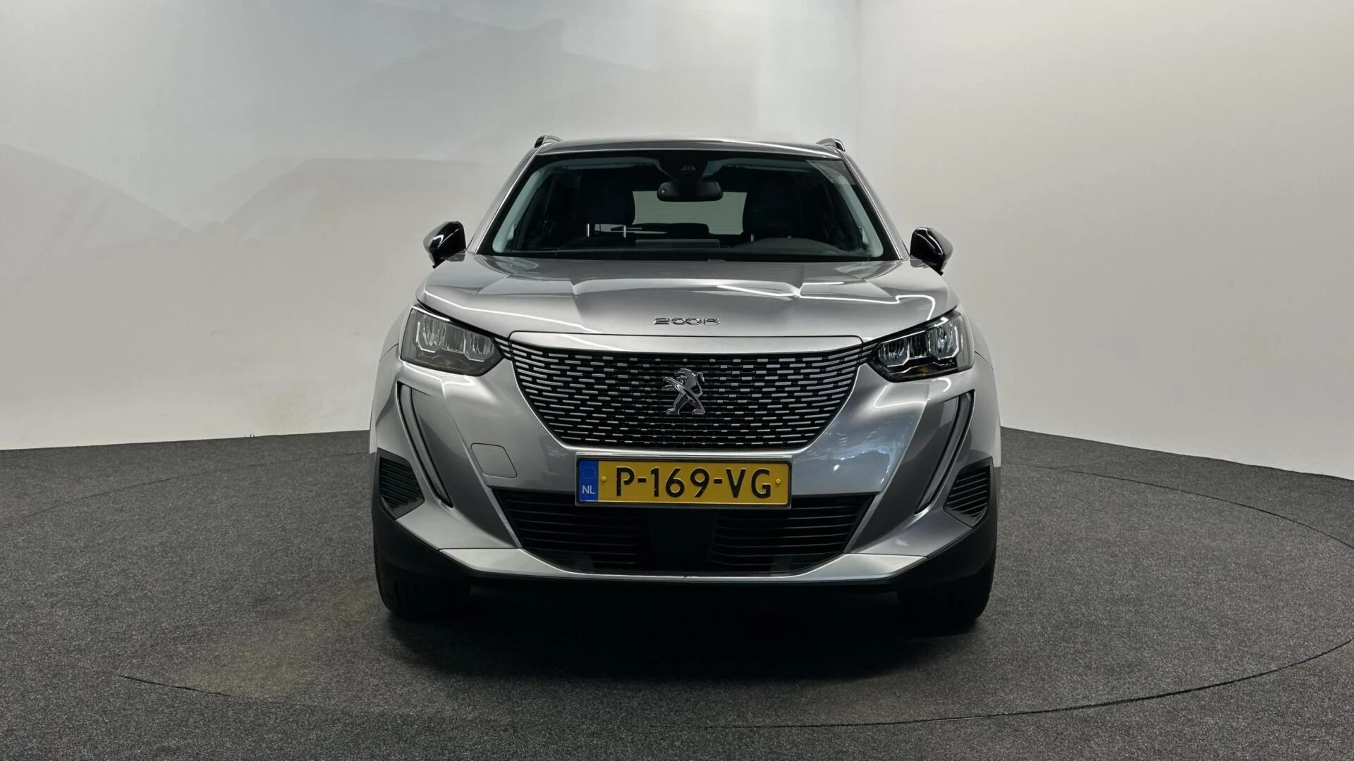 Hoofdafbeelding Peugeot e-2008