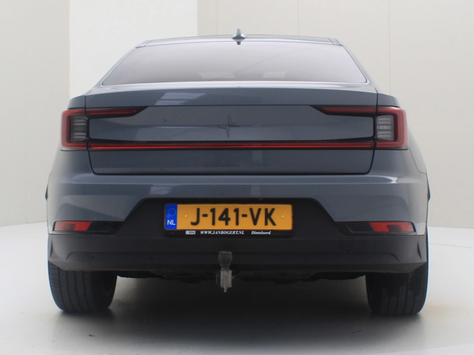 Hoofdafbeelding Polestar 2