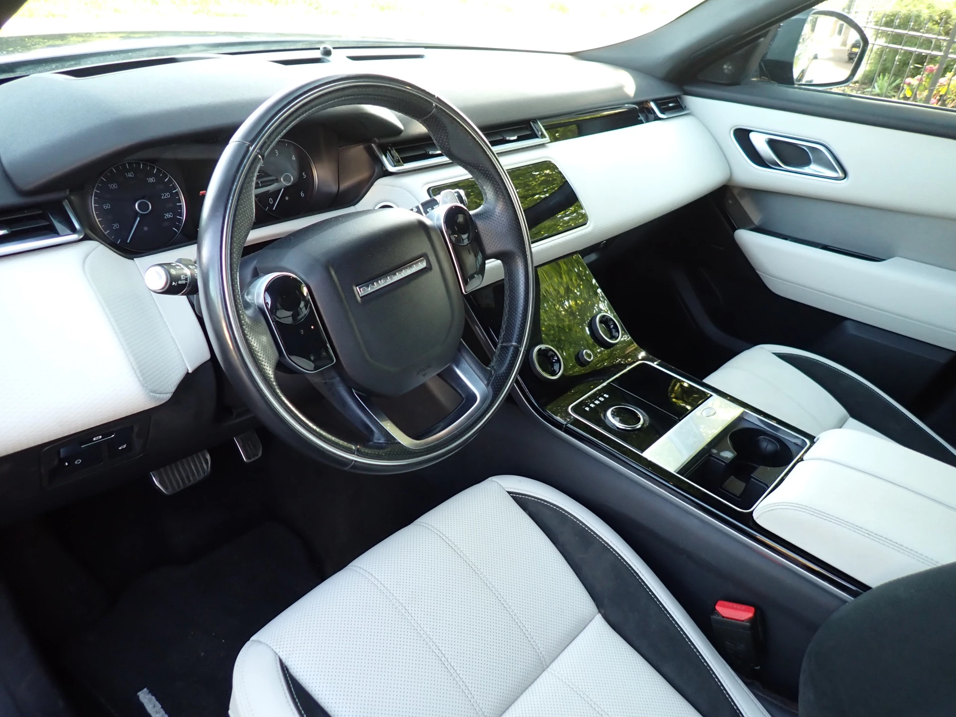 Hoofdafbeelding Land Rover Range Rover Velar